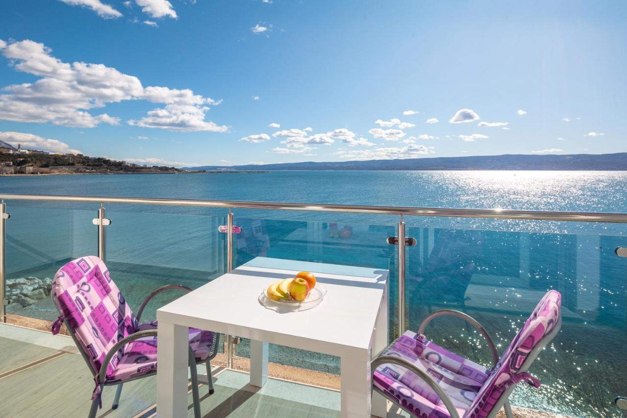 Absolute Beach Holidays Dugi Rat Exterior foto