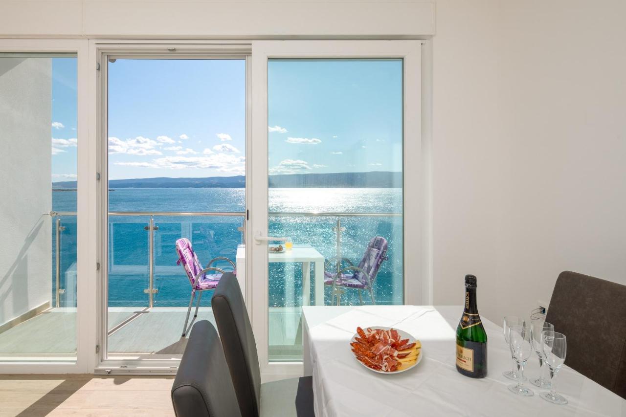 Absolute Beach Holidays Dugi Rat Exterior foto