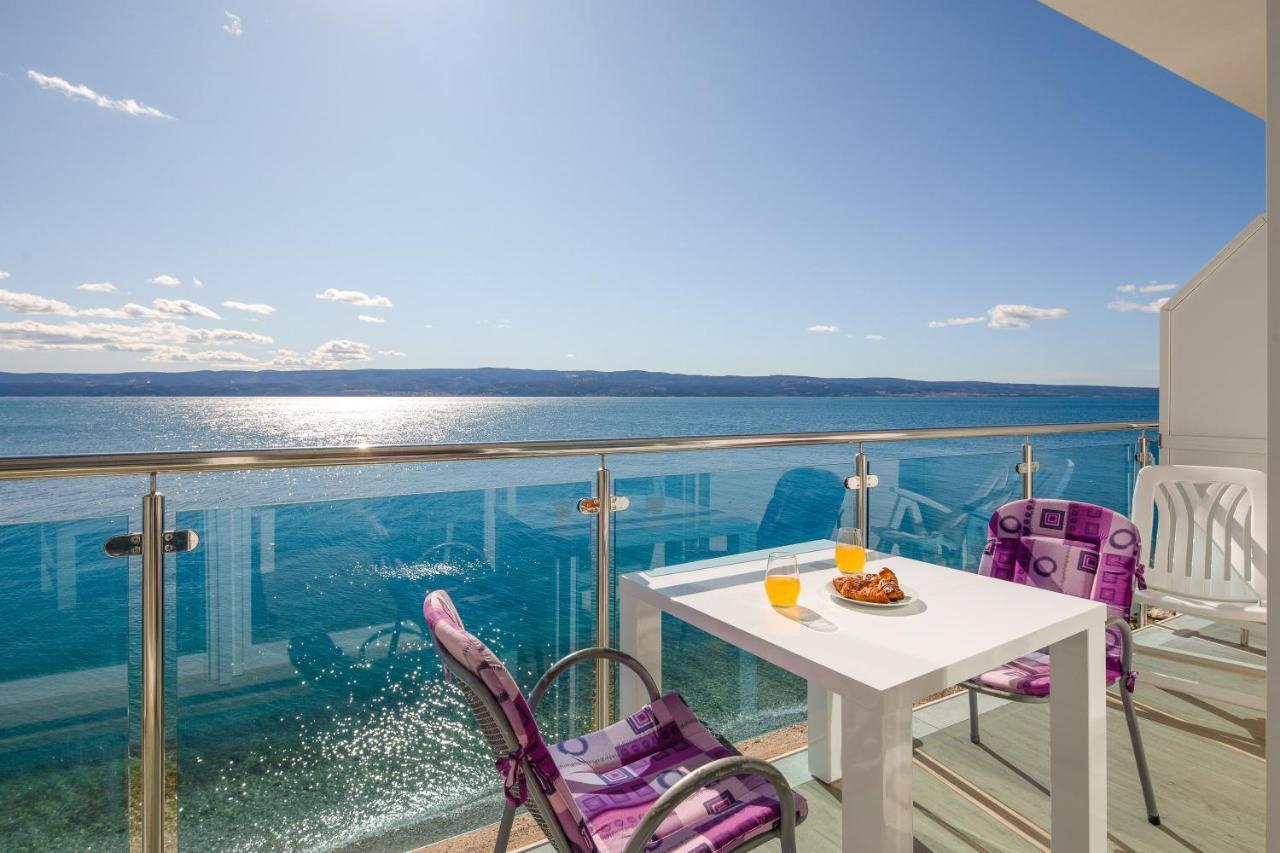 Absolute Beach Holidays Dugi Rat Exterior foto