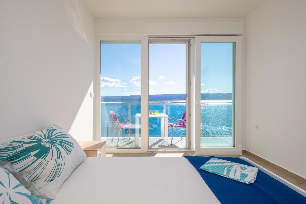 Absolute Beach Holidays Dugi Rat Exterior foto