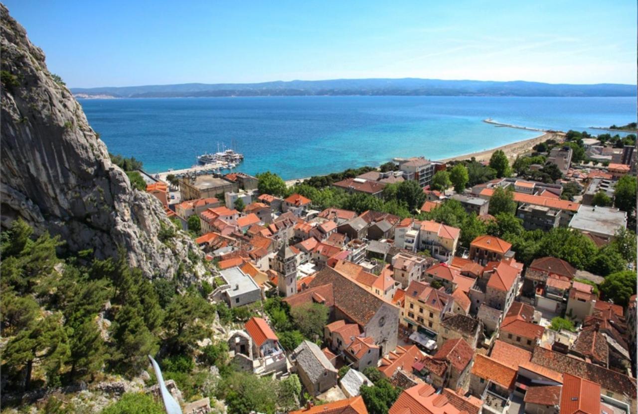 Absolute Beach Holidays Dugi Rat Exterior foto
