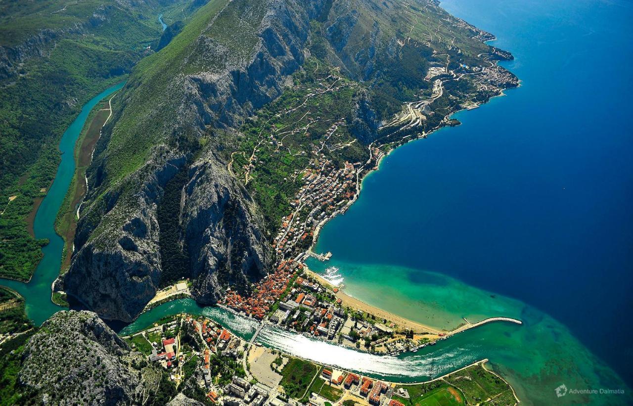 Absolute Beach Holidays Dugi Rat Exterior foto