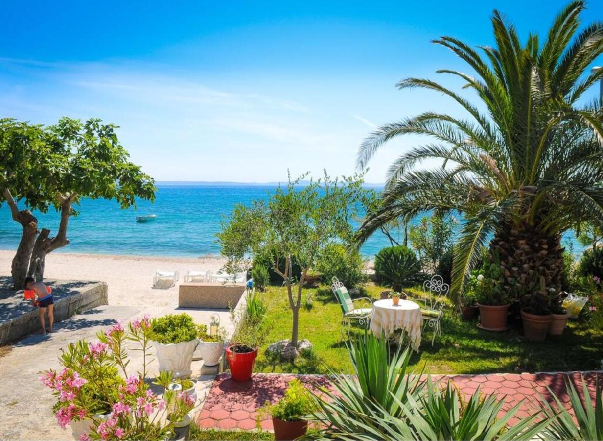 Absolute Beach Holidays Dugi Rat Exterior foto